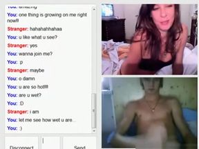 Hot 29yo girl has cybersex with a 19yo guy