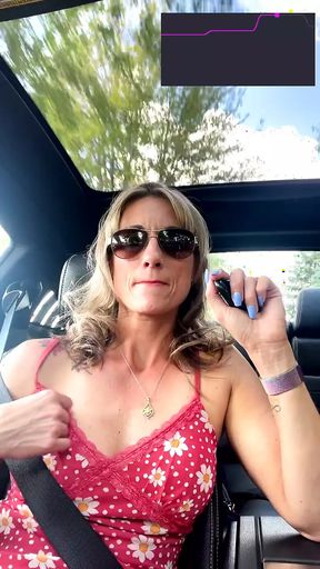 Karlie Reye goes on a date with Lush inserted